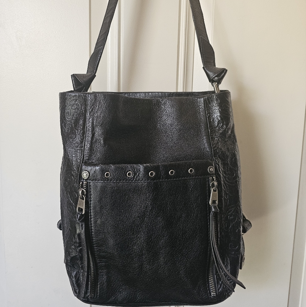 THE SAK "NWOT" Runyon Black Leather Shoulder Bag 🤎🧡